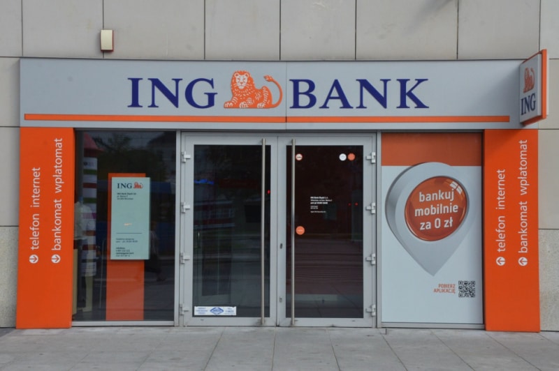 Крупнейший голландский банк ING Groep выкупит акции на сумму €1,5 млрд