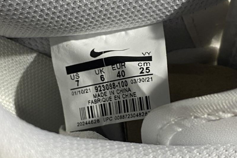 Brookfield покупает гонконгского поставщика этикеток для Nike на сумму до $900 млн