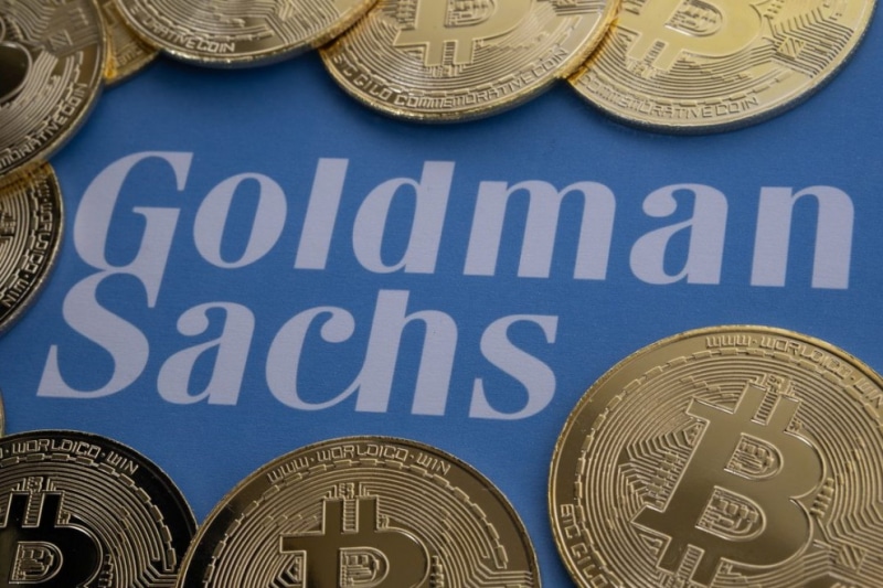 Goldman Sachs начала охоту за выгодными криптокомпаниями после краха FTX