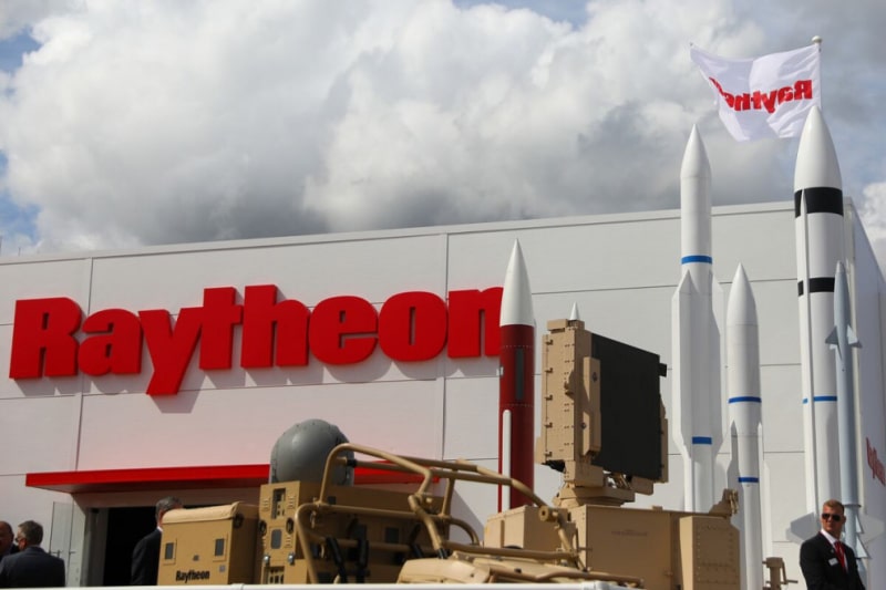 Французский производитель авиадеталей Safran нацелился на покупку подразделения управления полетами Raytheon за $1 млрд | InVenture