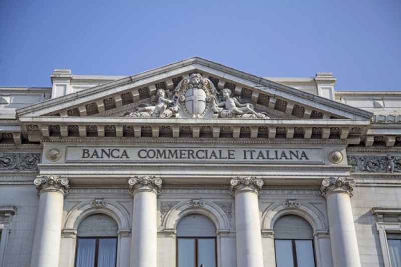 Акции итальянских банков резко упали на $10 млрд после введения правительством налога на непредвиденные доходы | InVenture